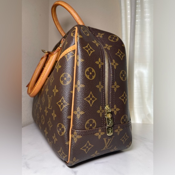 LOUIS VUITTON MONOGRAM DEAUVILLE BAG - Picture 7 of 15